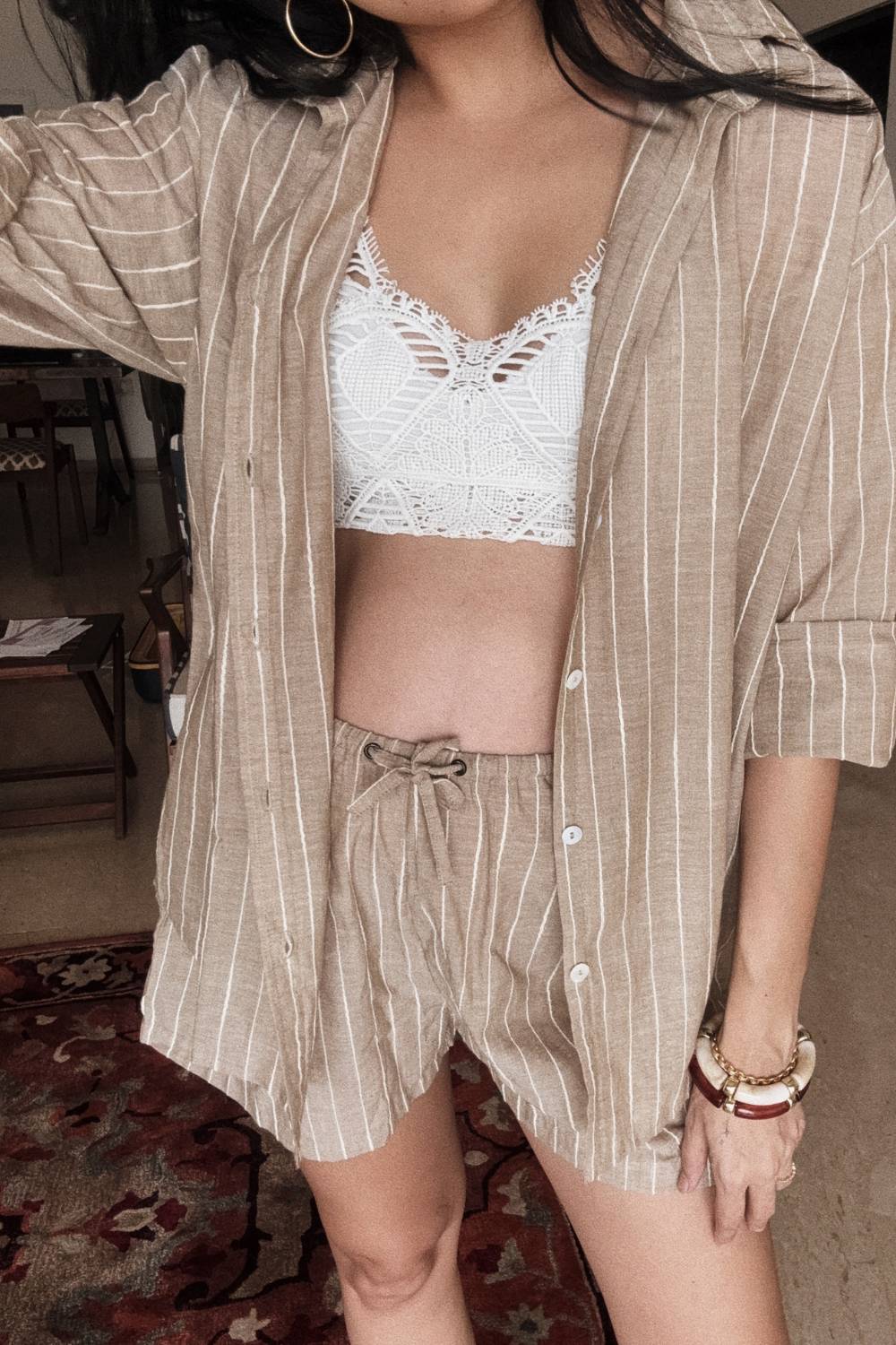 Crema Shorts
